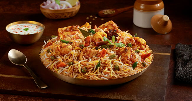 Paneer & Veg Mughal Biryani