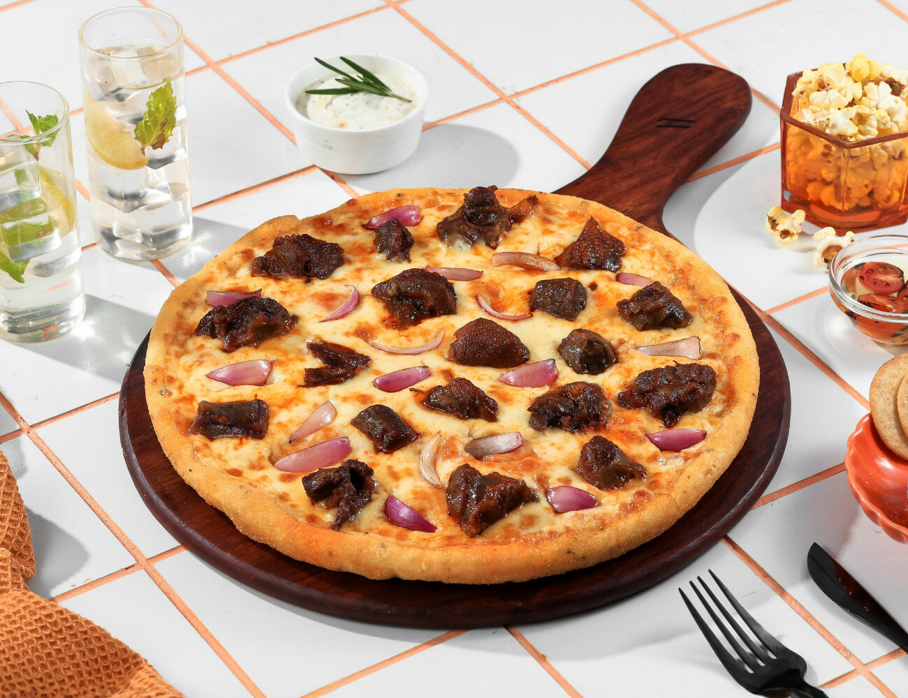 Mad Over Lamb Pizza [Regular 7"]