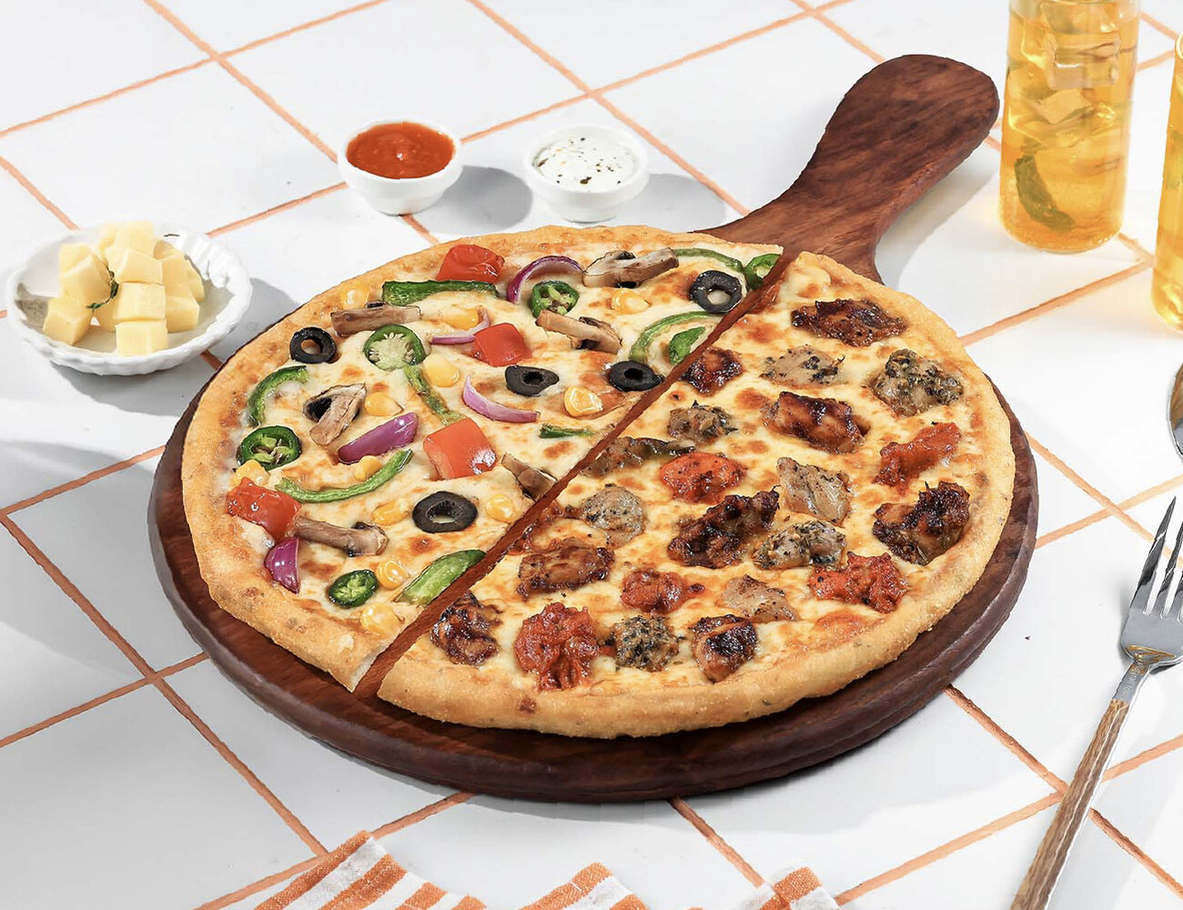 Veg & Non-Veg Pizza [Big 10" Serves 2-3]