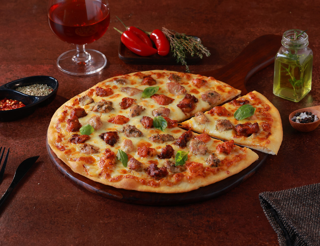 The Carnivore Cheese Blast Pizza [10" Large]