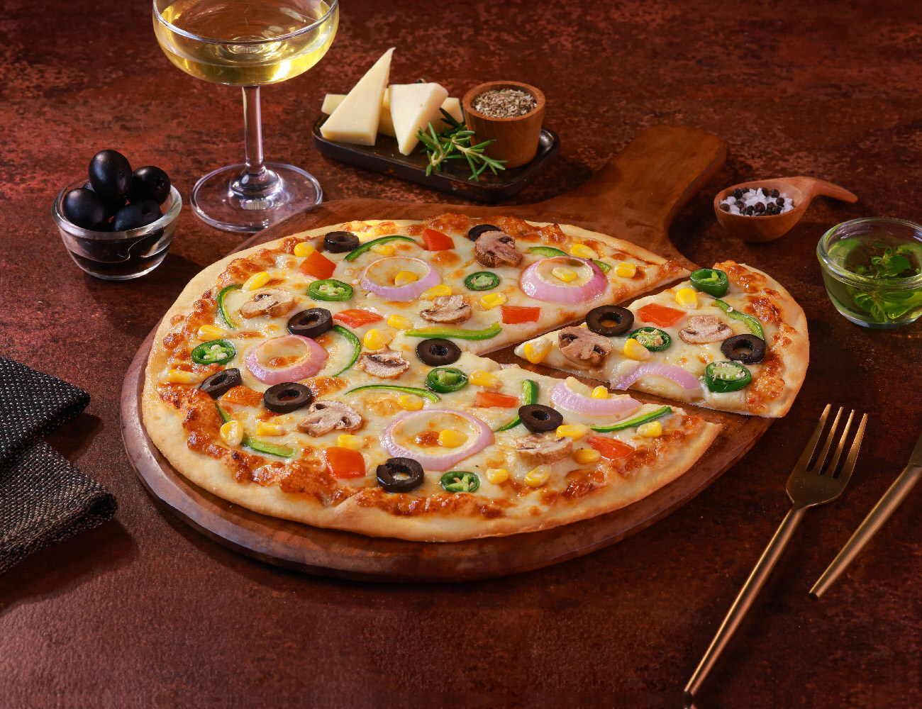 Veggie Houseful Cheese Blast Pizza [10" Large]