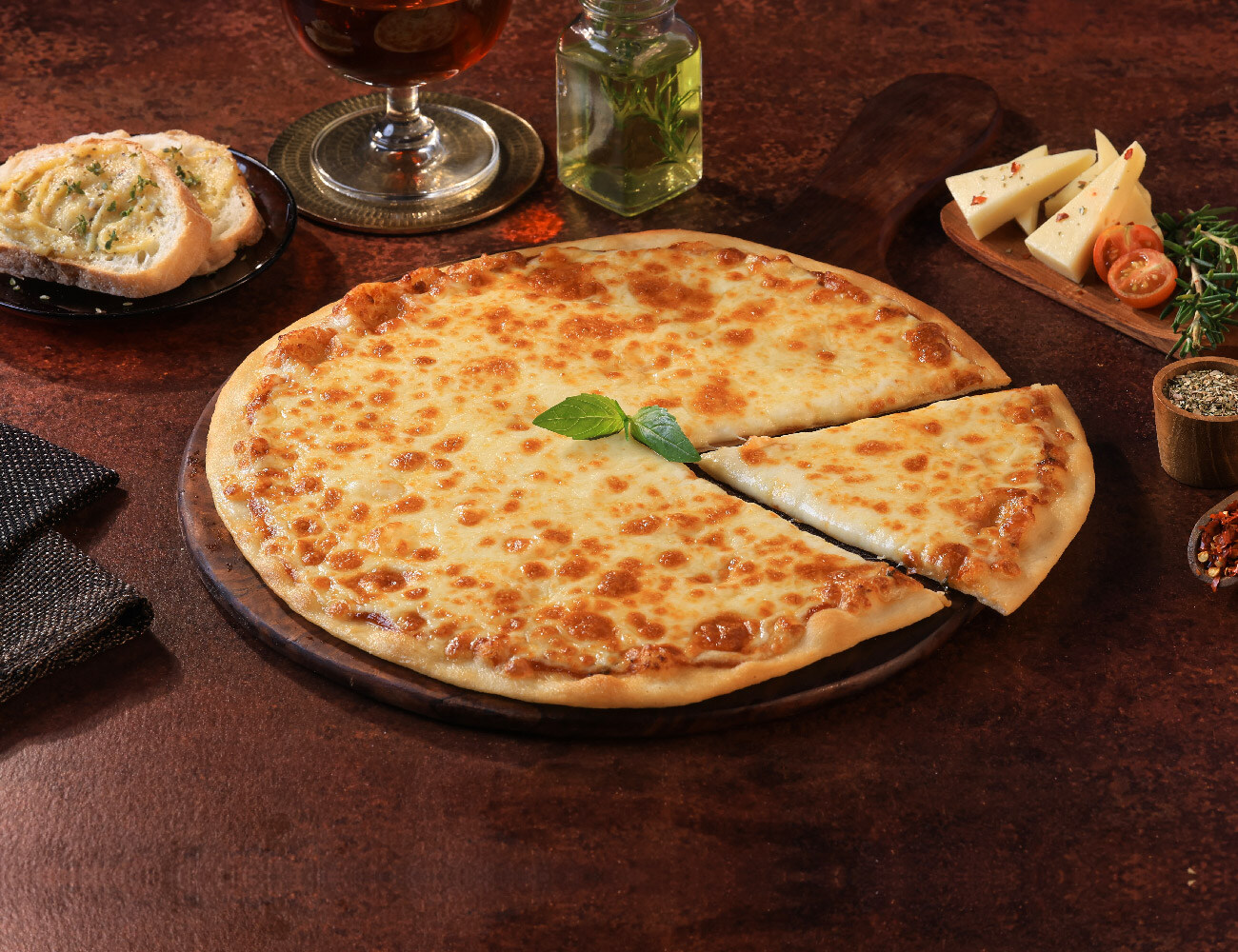 Old World Margherita Cheese Blast Pizza [10" Large]