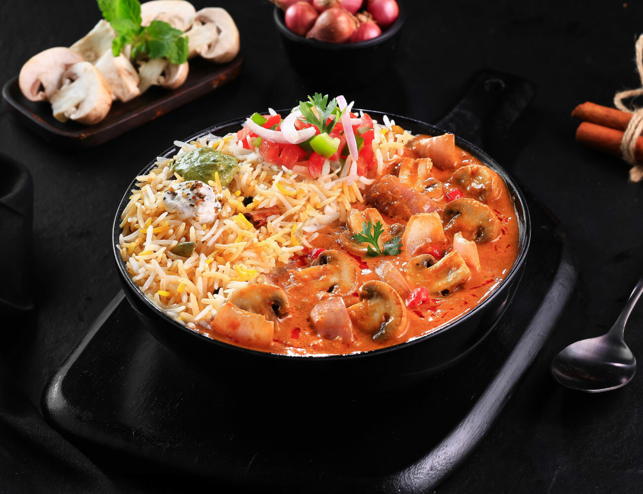 Jalandhari Mushroom Masala [Masala Rice] Bowl