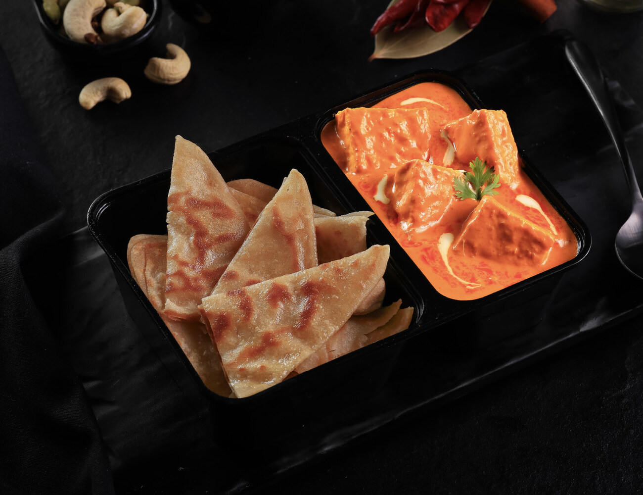 Dilliwala Paneer Makhani [Paratha] Bowl