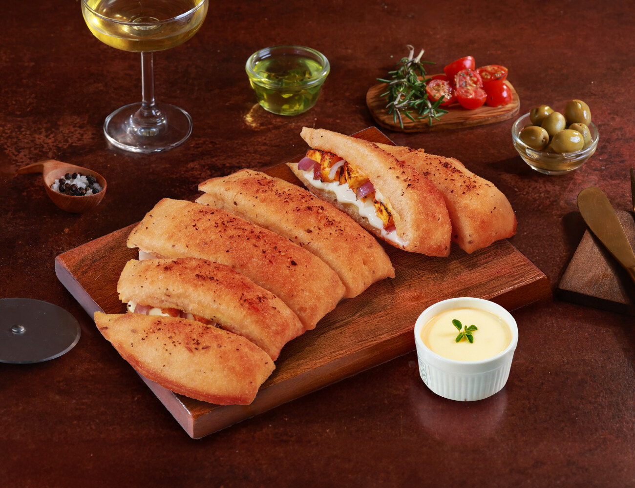 Paneer Stuffed Garlic Breadsticks + Cheesy Dip [FREE]