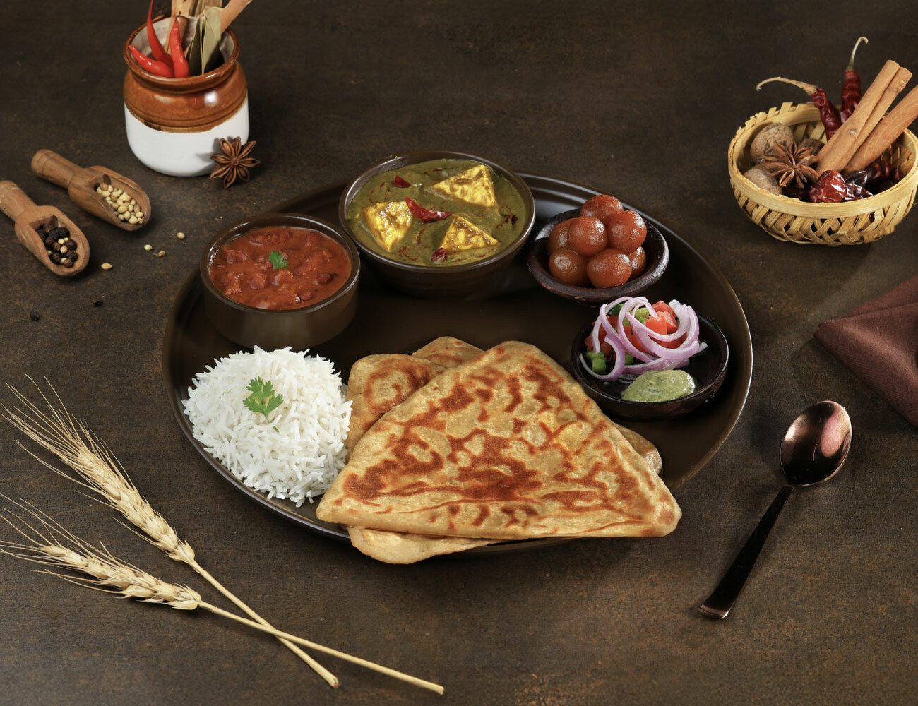 Palak Paneer Veg Thali