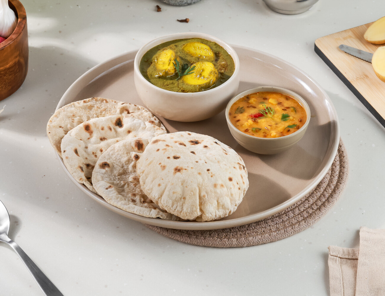 Aloo Palak - Everyday Thali