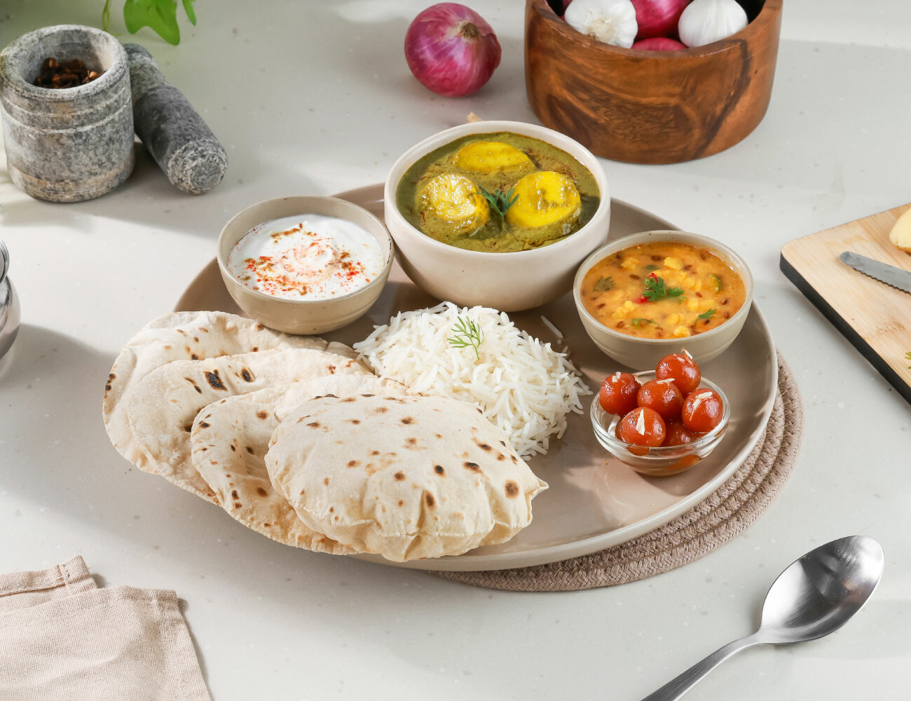Aloo Palak - Feast Thali