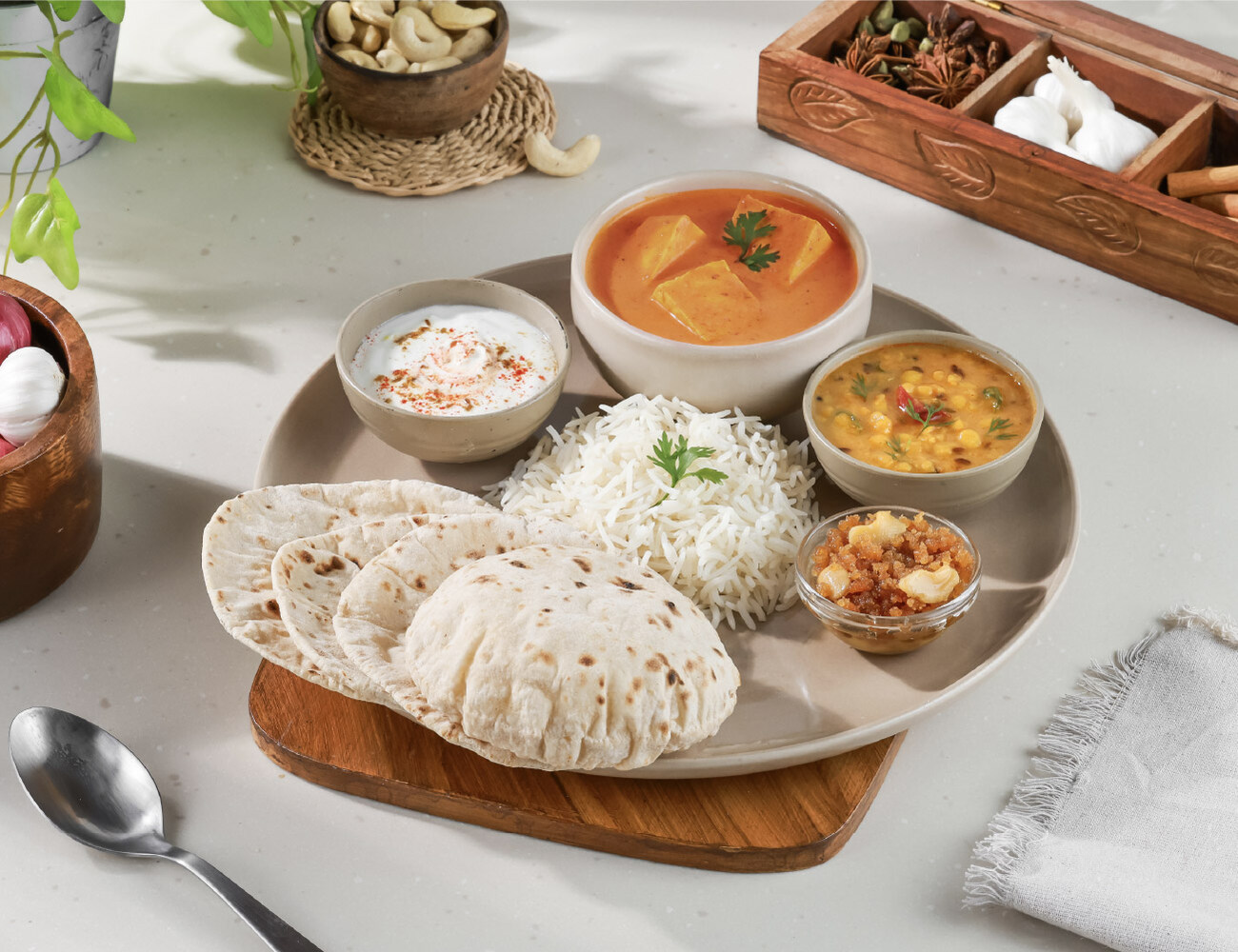 Shahi Paneer - Feast Thali